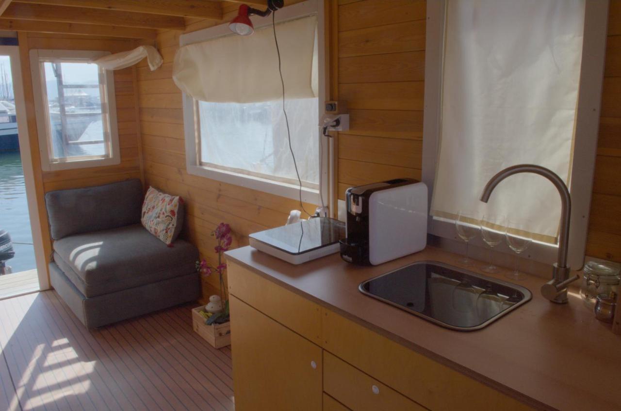 Hotel Houseboat Cagliari Extérieur photo