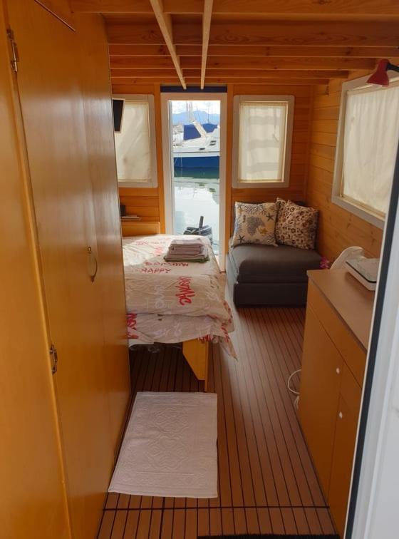 Hotel Houseboat Cagliari Extérieur photo
